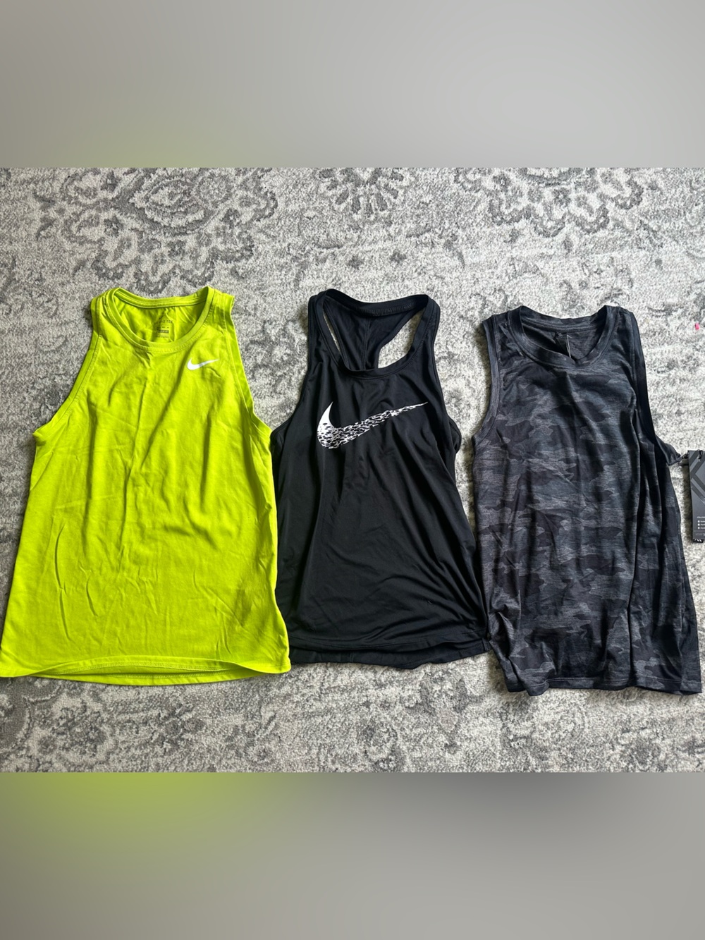 Tank top bundle XS
